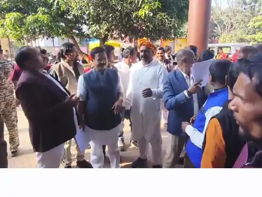 balrampur, Controversy over, MLA Porte