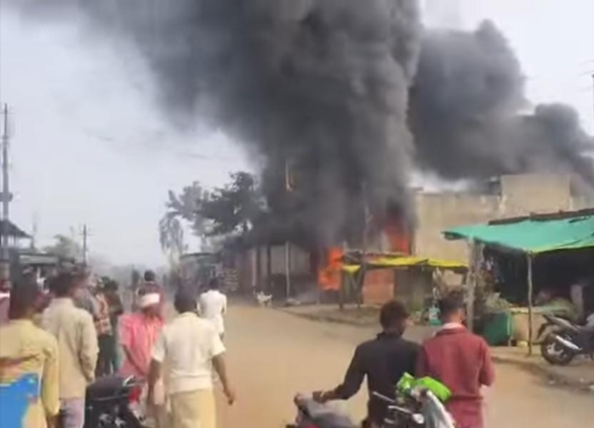 jhabua,   house and shop,massive fire
