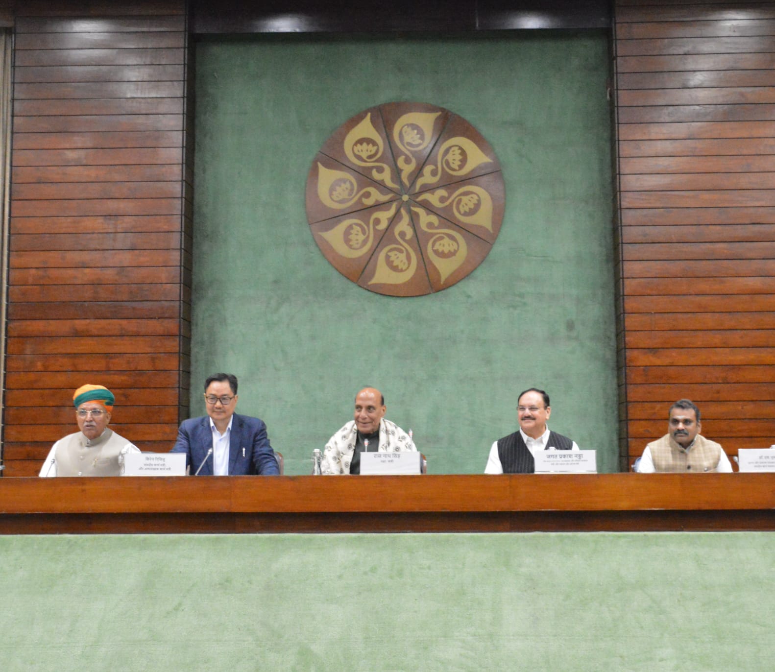 new delhi,   all-party meeting,   government appealed 