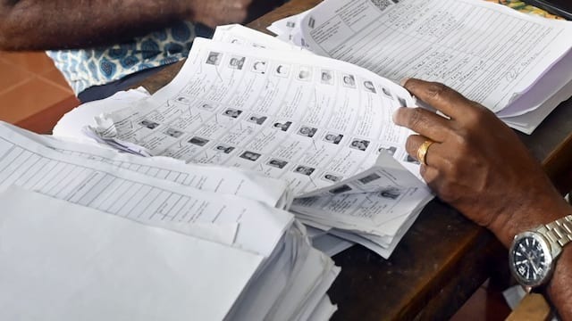 Gujarat, Madhya Pradesh, Tamil Nadu,  Uttar Pradesh,Election Commission,SIR process,extended date 