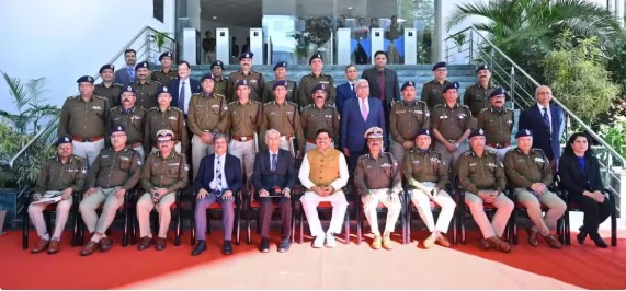 Madhya Pradesh,CM Dr. Mohan Yadav,honors police,fight against Naxalism,ays tribute to the martyrs