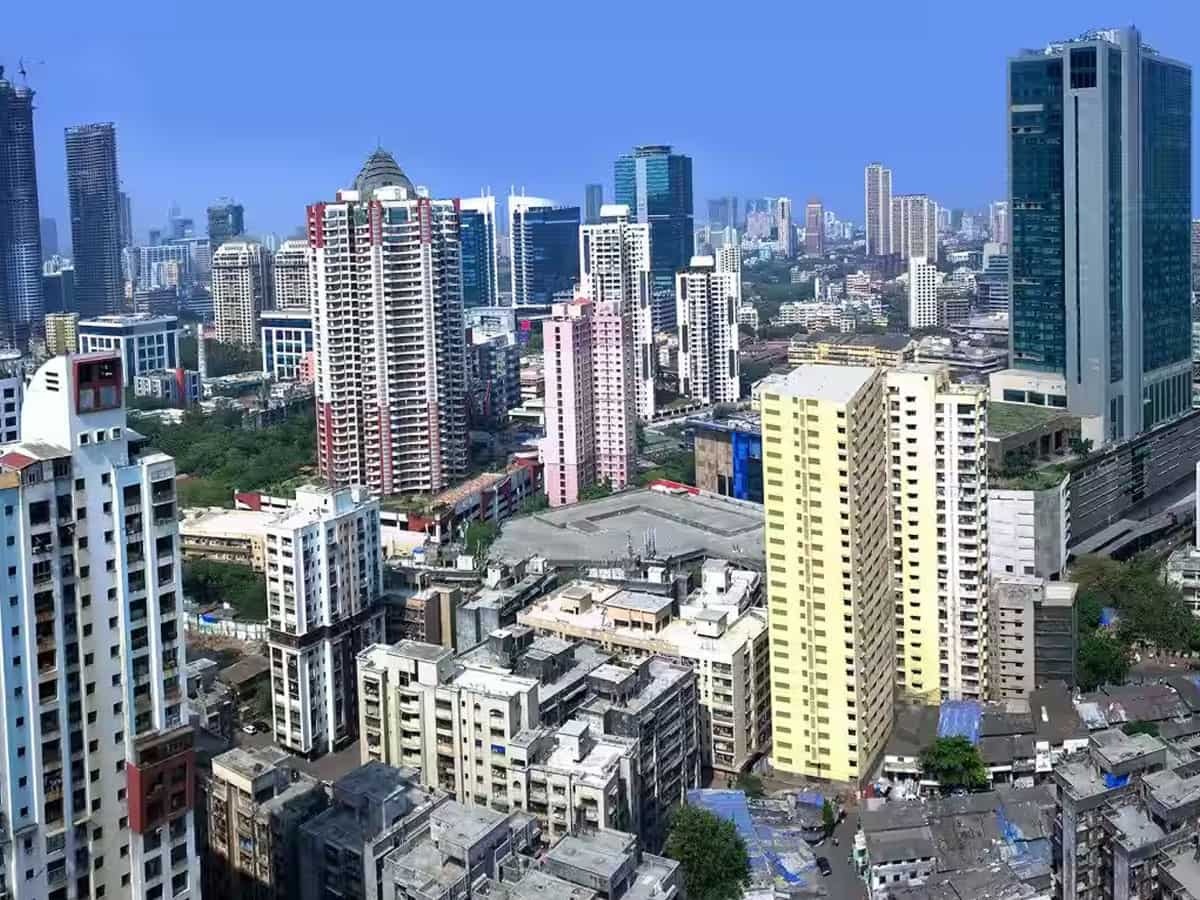 Dehl High Court ,  strict stance , deteriorating , air quality ,  Mumbai