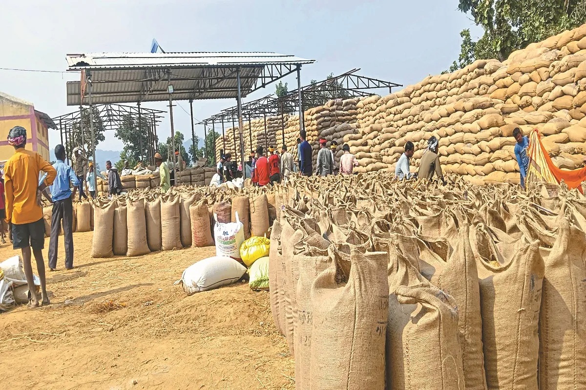 Bhopal , Wheat procurement ,Madhya Pradesh, centres ,open till 8 pm