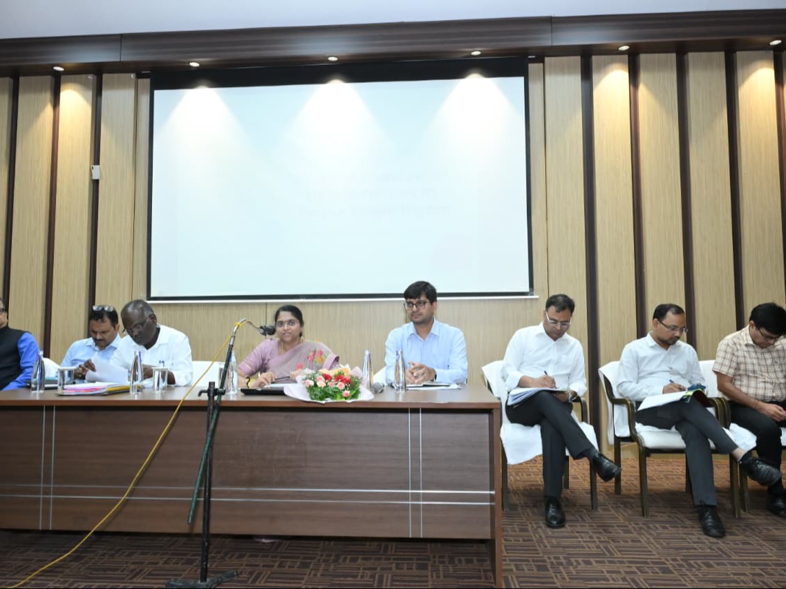 Raipur Municipal Corporation,  waterlogging, and sanitation issues