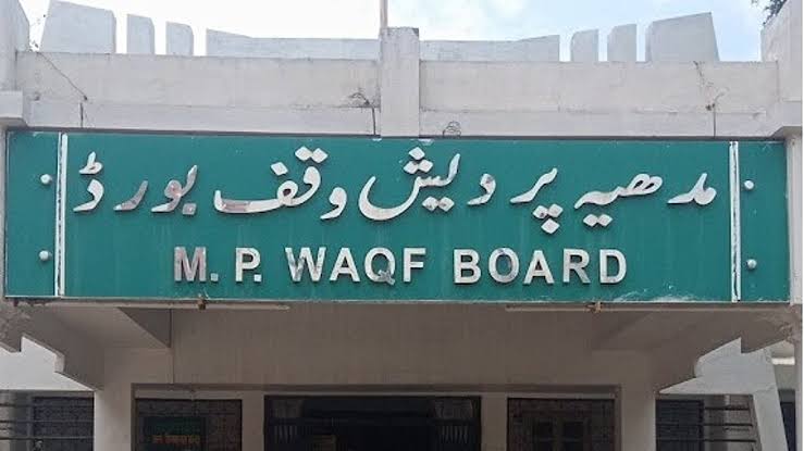 AIMIM , Waqf Board , announces social boycott,  Sanwar Patel.