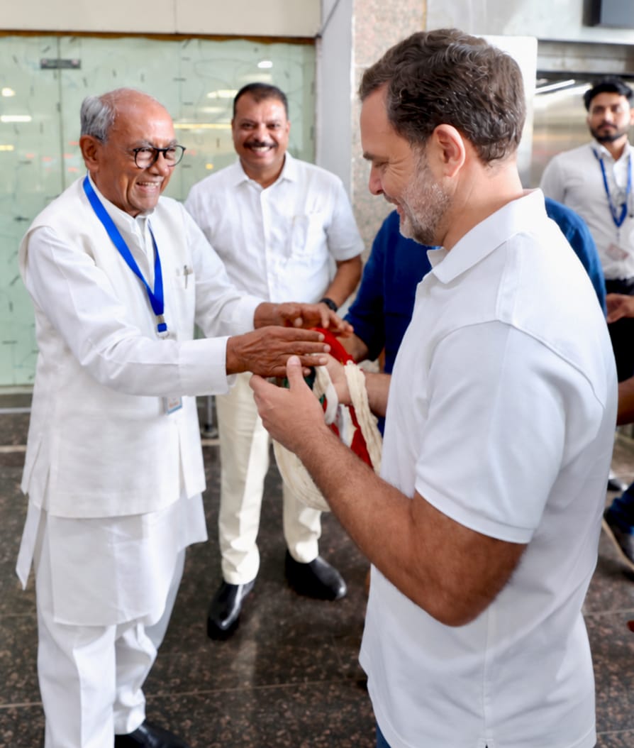छात्रों की गूंज