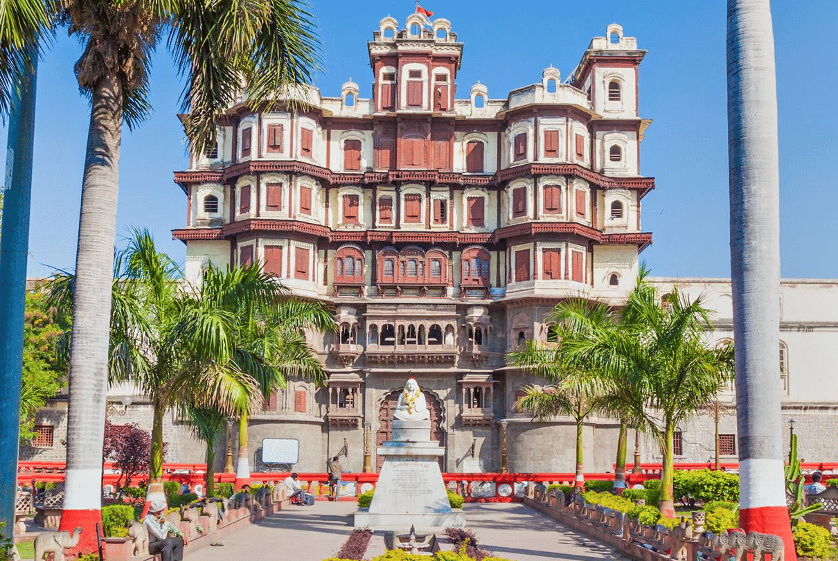  Rising waste in MP cities poses a major challenge; impact on Swachh Survekshan rankings likely.