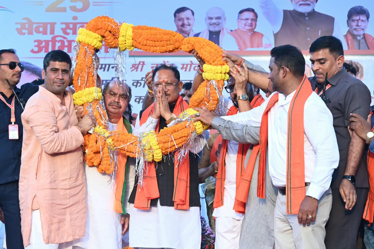 मुख्यमंत्री सायं