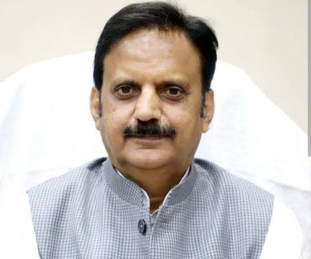 up mukhyamantri rajendra shukla