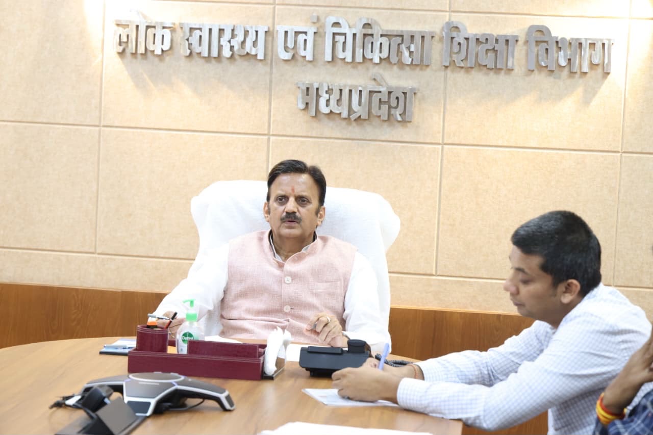 up mukhyamantri rajendra shukla