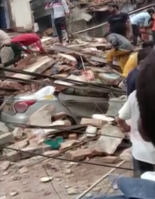   four storey building collapsed