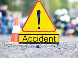 bhopal, Four people returning, Kashi Vishwanath, died road accident